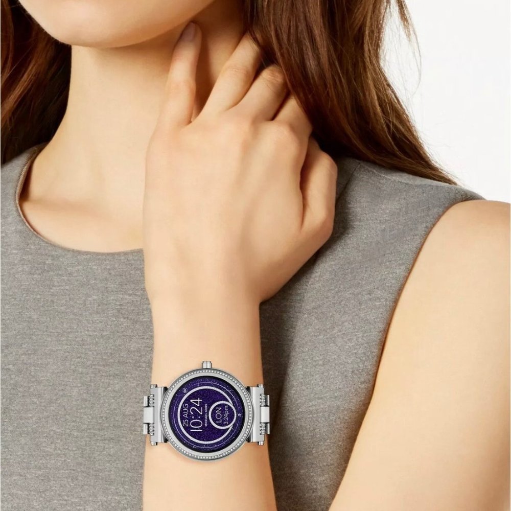 MKT5036 MICHAEL KORS Silver Glitz Sofie SMARTWATCH - Picture 6 of 8